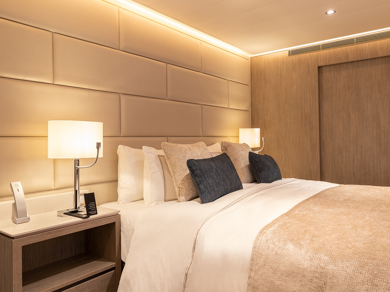 Deluxe Veranda Suite